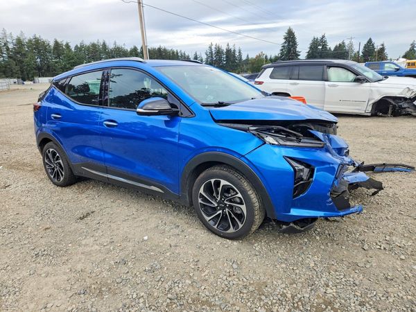 2022 CHEVROLET BOLT Premier — Passenger 3/4