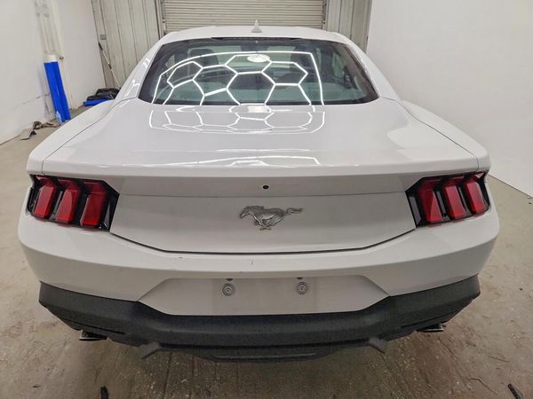 2026 FORD MUSTANG I4 — DIRR