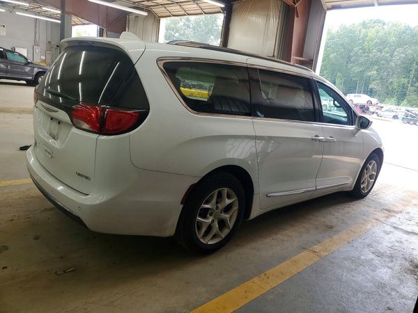 2020 CHRYSLER PACIFICA Limited — PSRA