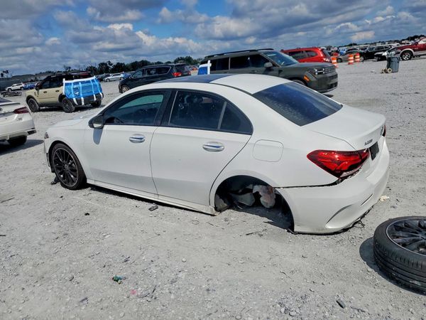 2019 MERCEDES-BENZ A-CLASS A220 — DSRA