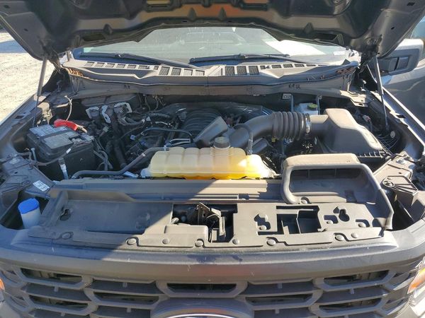 2025 FORD F150 XL — Engine bay