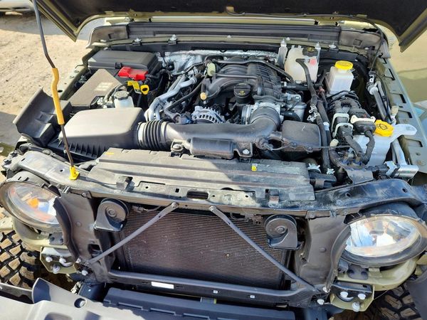 2025 JEEP GLADIATOR Sport — Engine bay