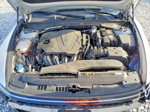 2025 HYUNDAI SONATA SEL — Engine bay
