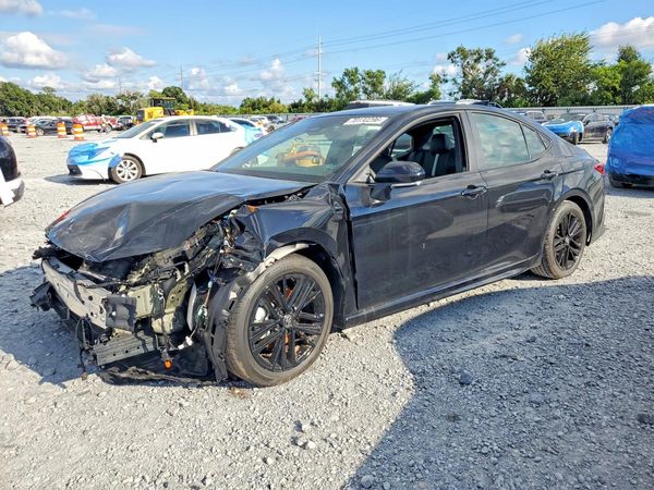 2026 TOYOTA CAMRY — DSFA — Front 3/4