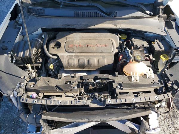 2018 JEEP COMPASS — Engine bay