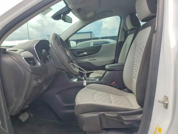 2021 CHEVROLET EQUINOX LS — DENT