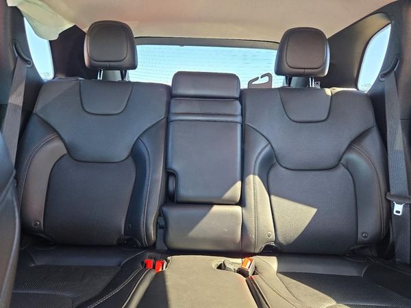 2019 JEEP CHEROKEE Limited — SUVN