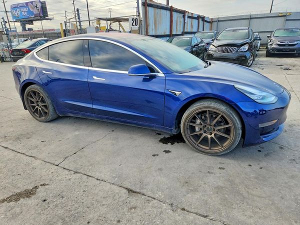 2019 TESLA MODEL 3 — Passenger 3/4