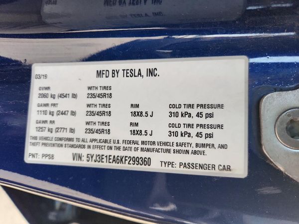 2019 TESLA MODEL 3 — VINS
