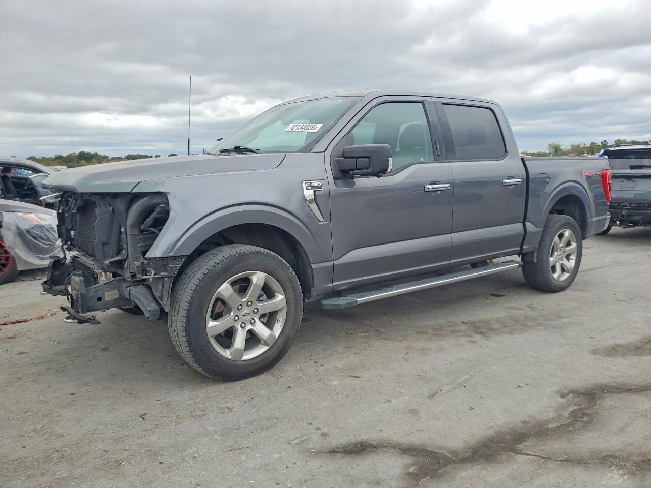 2021 FORD F150 — Front 3/4