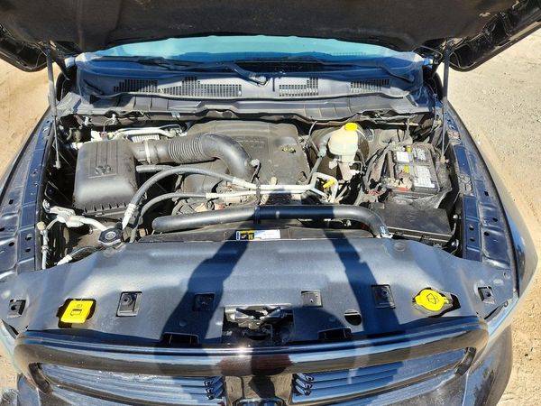 2016 RAM 1500 SLT — Engine bay
