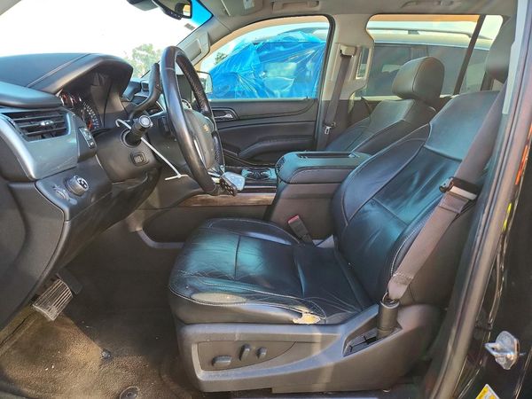 2015 CHEVROLET SUBURBAN LT — DENT