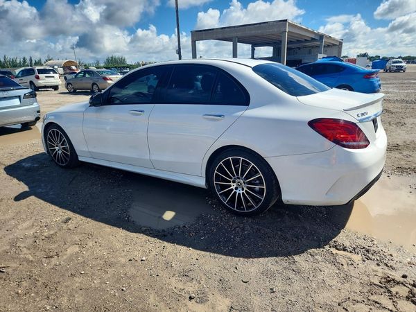 2019 MERCEDES-BENZ C C300 — DSRA