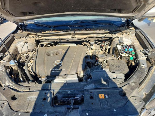 2015 MAZDA CX-5 Touring/GS — Engine bay