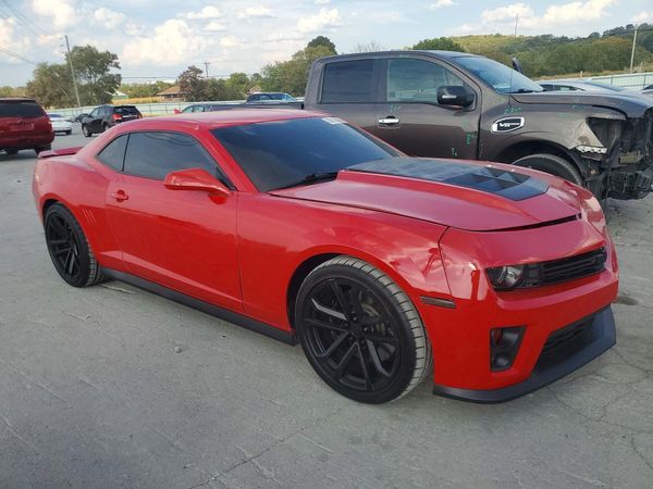 2013 CHEVROLET CAMARO ZL1 — Passenger 3/4