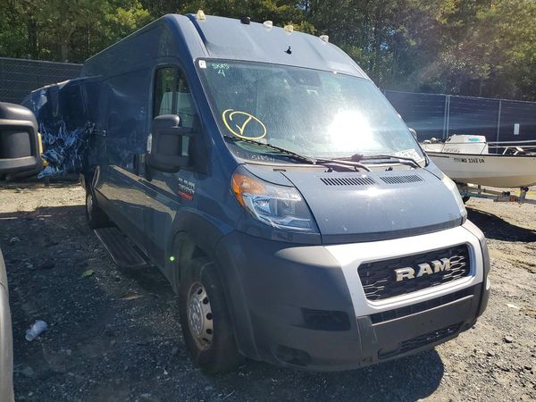 2021 RAM PROMASTER 3500 — Passenger 3/4