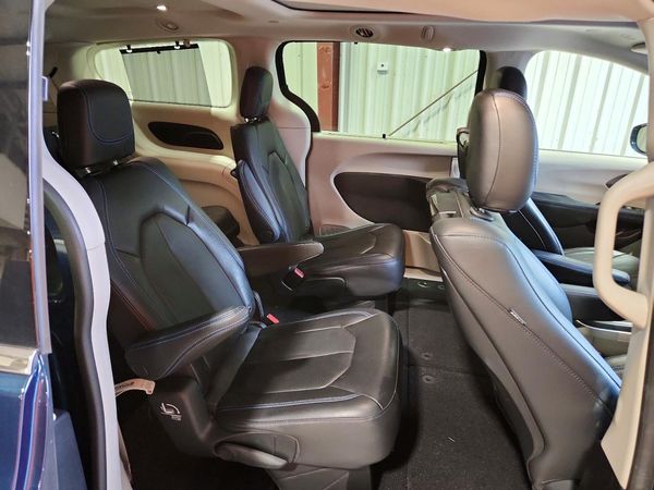 2021 CHRYSLER PACIFICA Touring L — PSRS