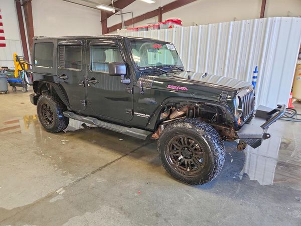 2012 JEEP WRANGLER Sahara — Passenger 3/4