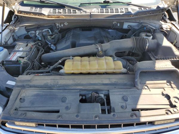2020 FORD F150 — Engine bay