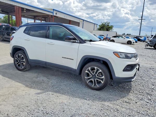 2022 JEEP COMPASS Limited — Passenger 3/4