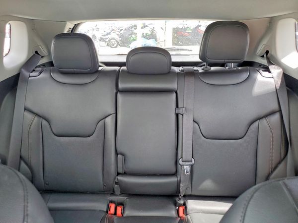 2022 JEEP COMPASS Limited — SUVN