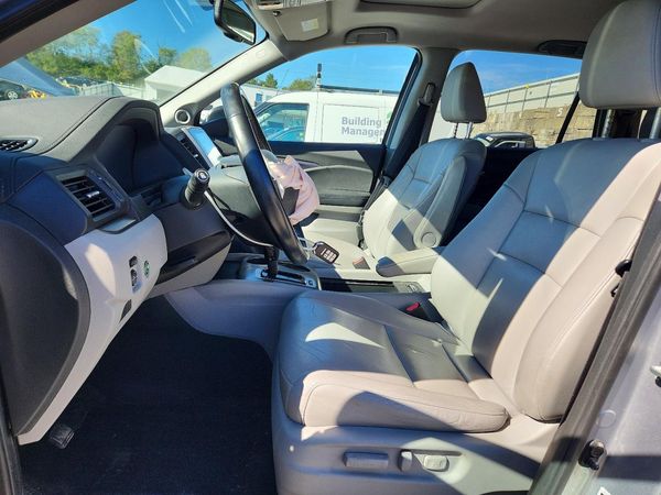 2016 HONDA PILOT EXL — DENT