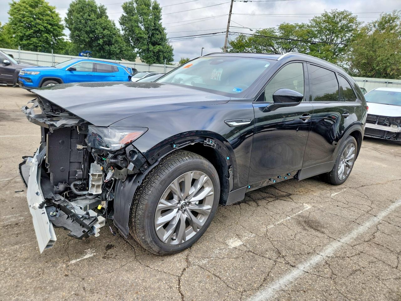 2026 MAZDA CX-90 Preferred — Front 3/4