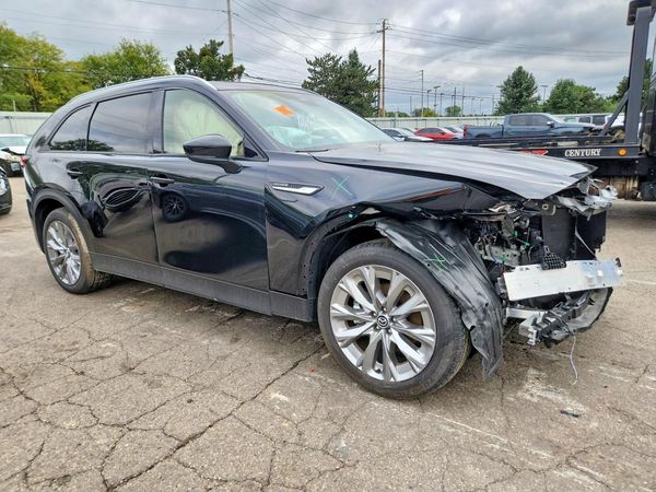 2026 MAZDA CX-90 Preferred — Passenger 3/4