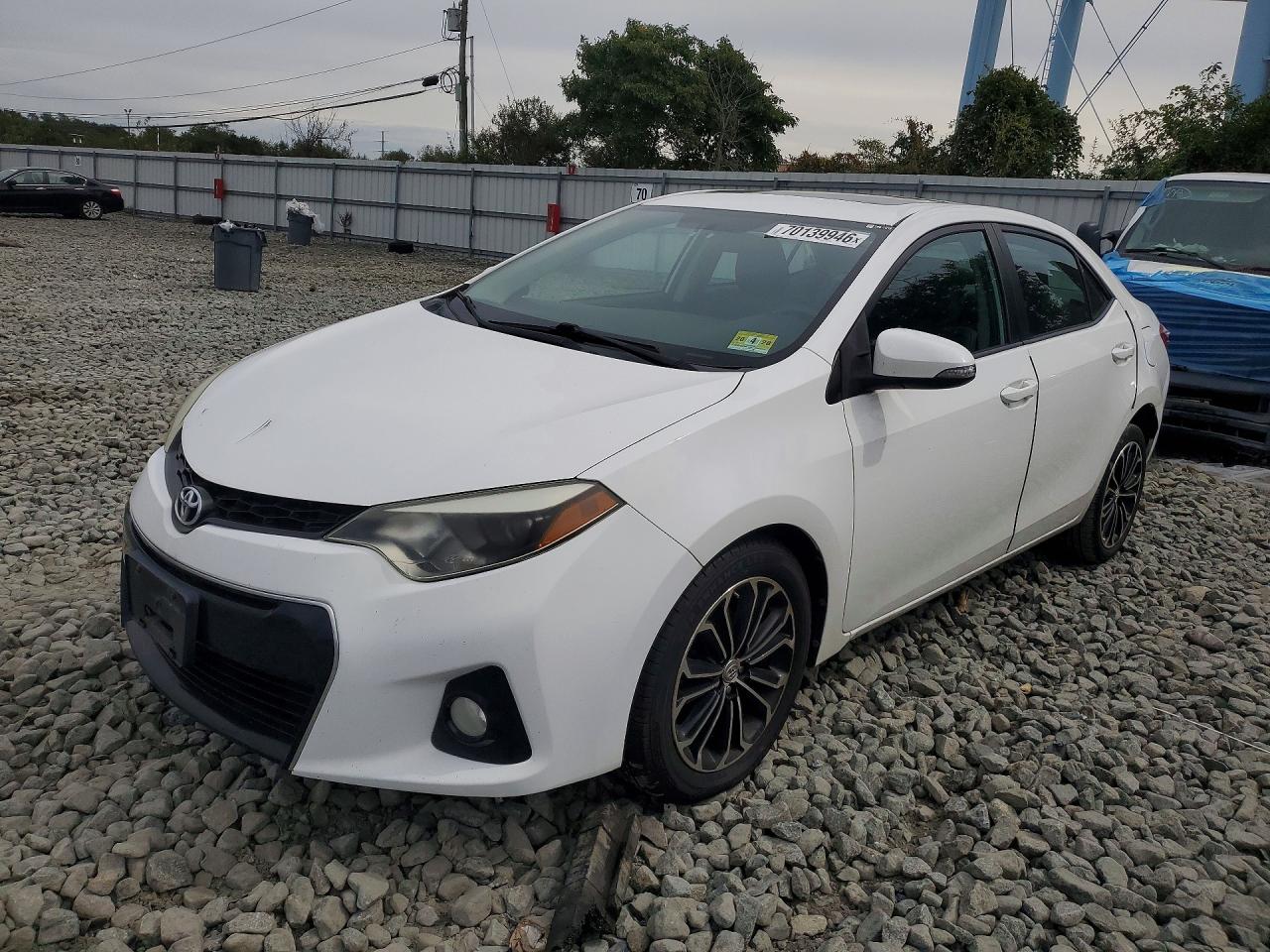 2015 TOYOTA COROLLA L/LE — Front 3/4