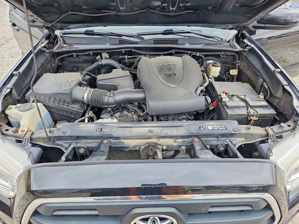 2017 TOYOTA TACOMA — Engine bay
