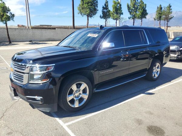 2016 CHEVROLET SUBURBAN LTZ — Front 3/4