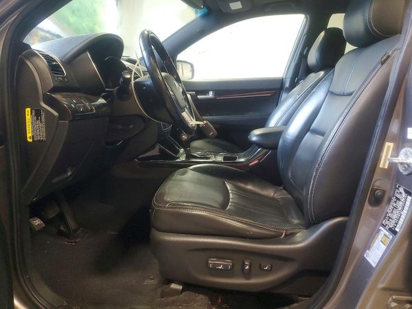 2015 KIA SORENTO TOP — DENT