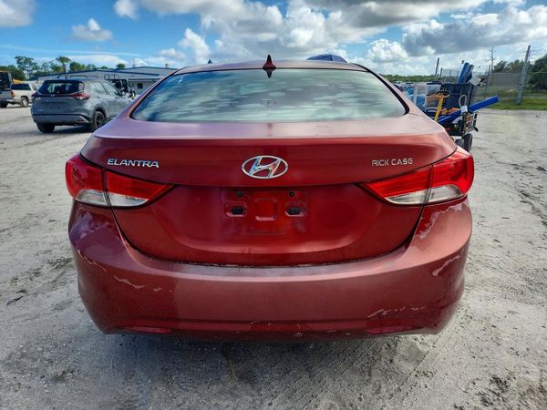 2013 HYUNDAI ELANTRA — DIRR