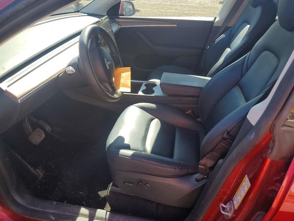 2024 TESLA MODEL Y — DENT
