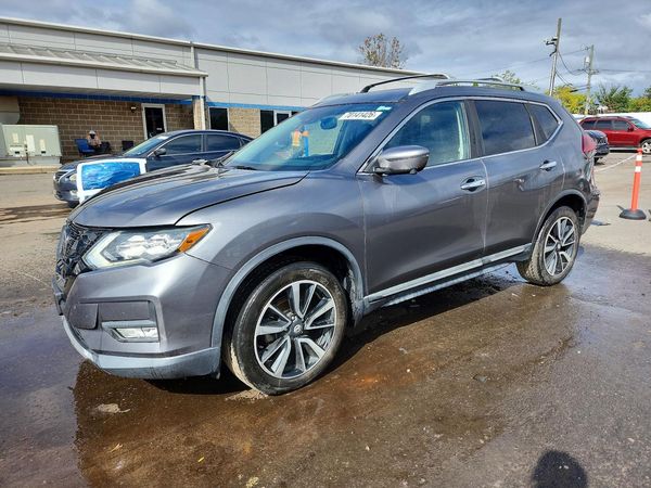 2019 NISSAN ROGUE — Front 3/4