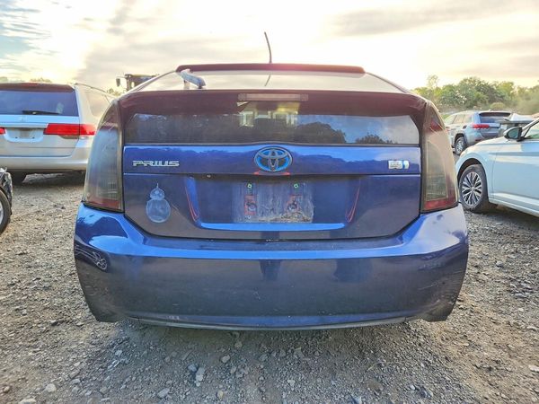 2013 TOYOTA PRIUS — DIRR