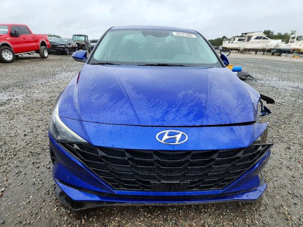 2022 HYUNDAI ELANTRA SEL w/ Convenience Pkg — DIRF
