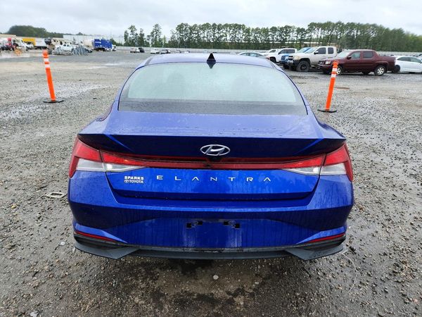 2022 HYUNDAI ELANTRA SEL w/ Convenience Pkg — DIRR