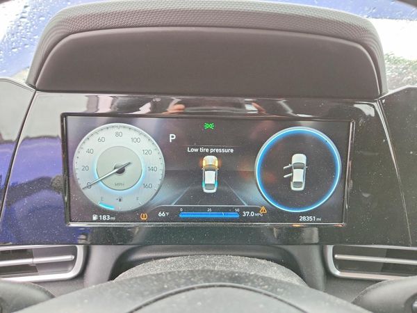 2022 HYUNDAI ELANTRA SEL w/ Convenience Pkg — ODOM