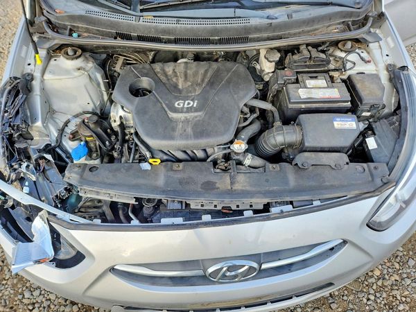 2016 HYUNDAI ACCENT GS / GLS — Engine bay