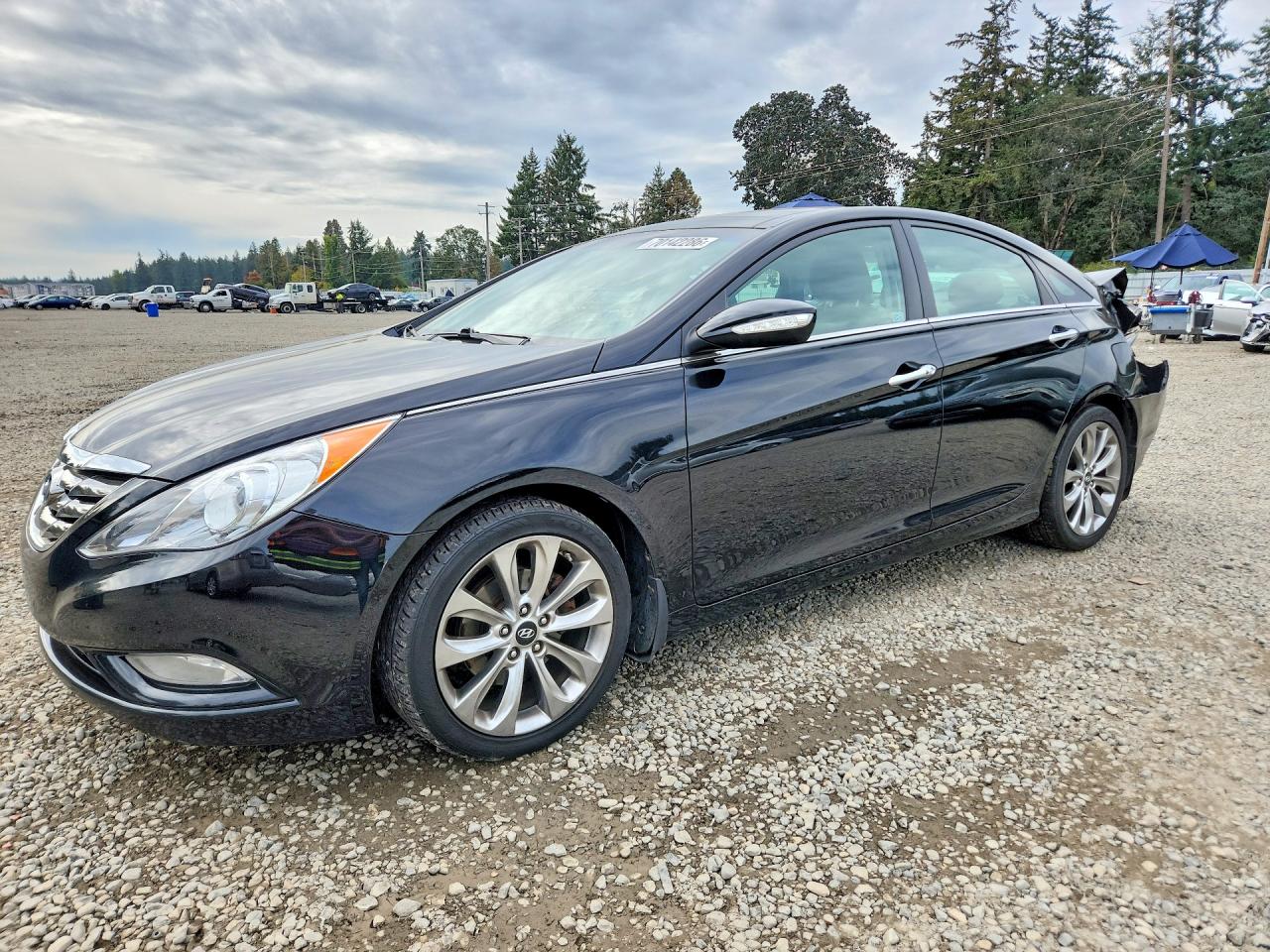 2012 HYUNDAI SONATA Middle level — Front 3/4