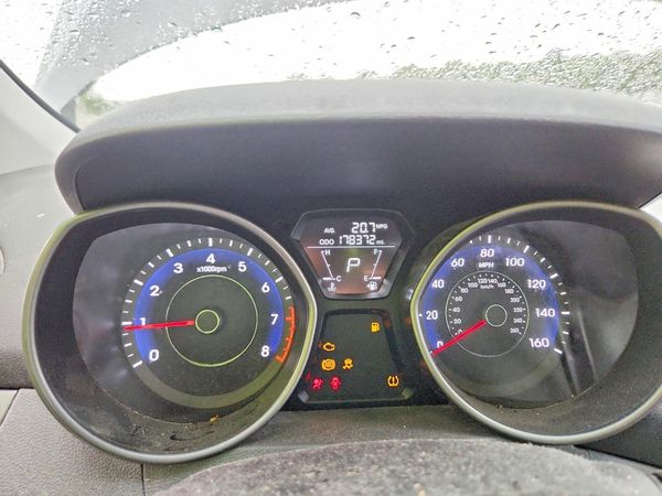 2012 HYUNDAI ELANTRA GLS(Middle grade) — ODOM