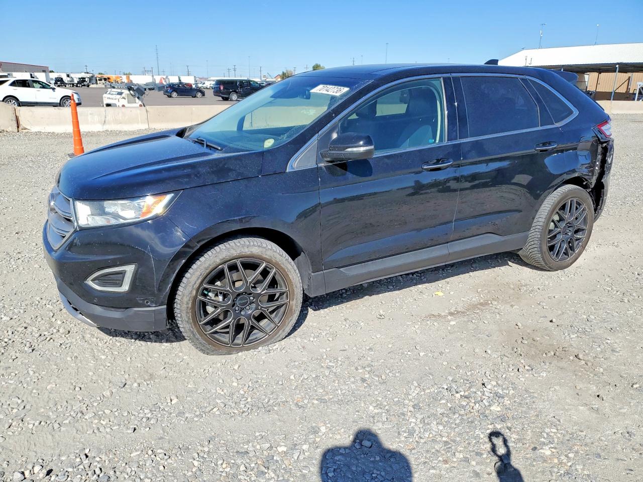 2017 FORD EDGE Titanium — Front 3/4