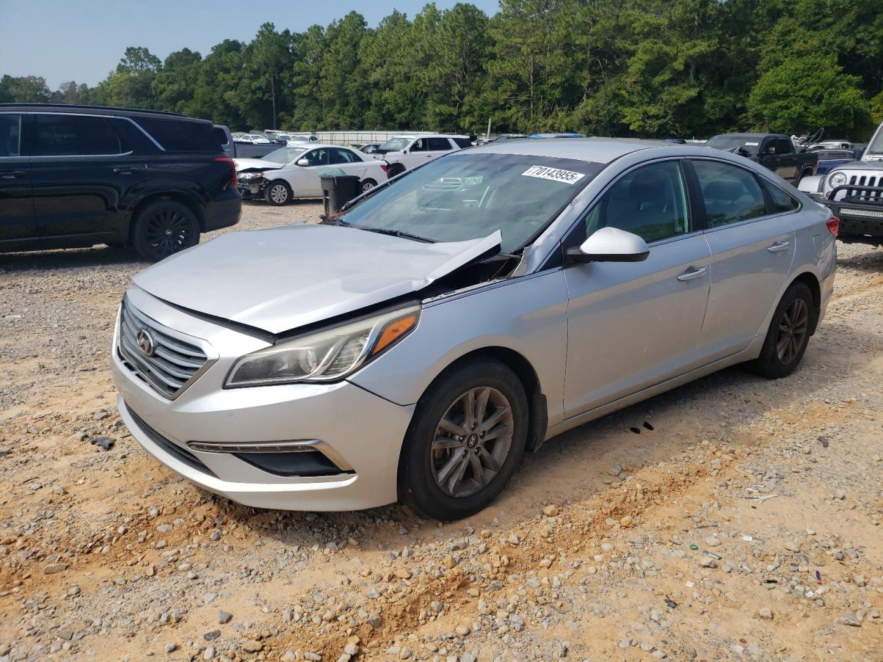 2015 HYUNDAI SONATA SE, ECO — Front 3/4