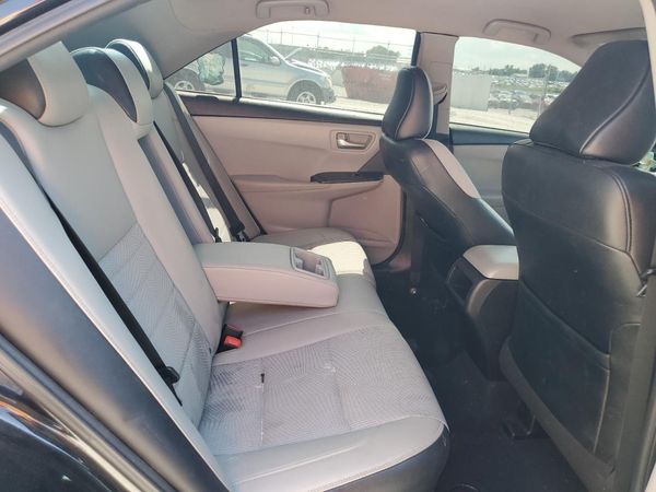 2017 TOYOTA CAMRY