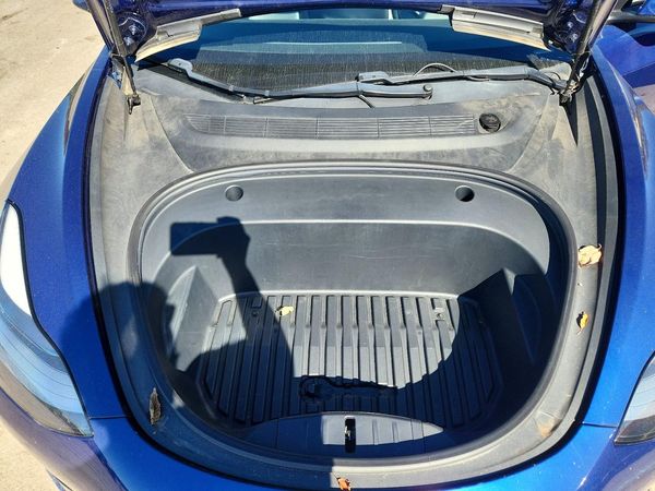 2021 TESLA MODEL 3 — Engine bay