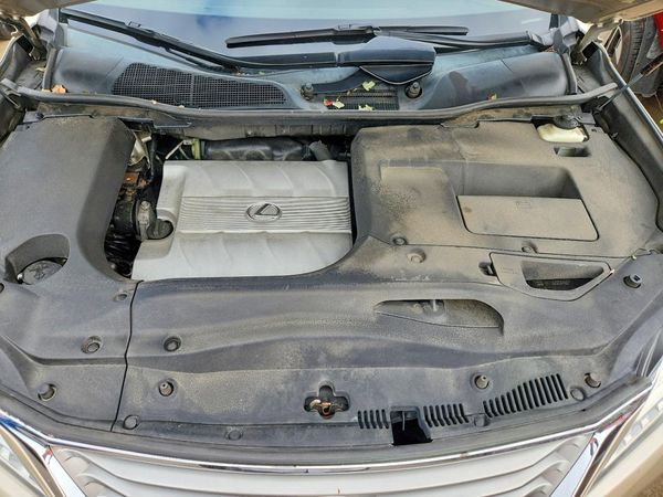 2015 LEXUS RX 350 — Engine bay