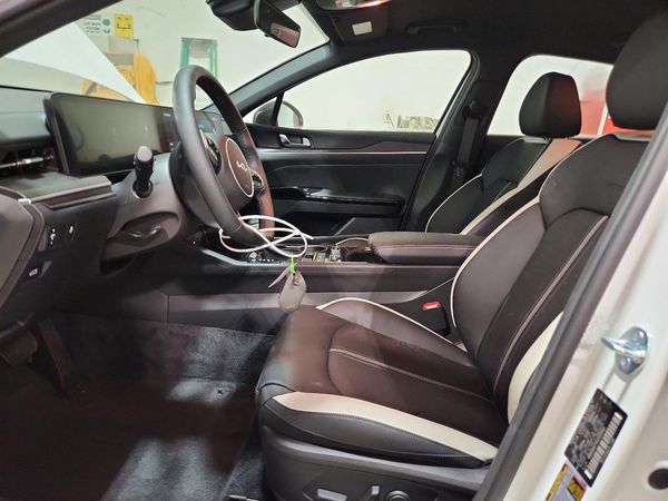 2027 KIA K5 GTL — DENT