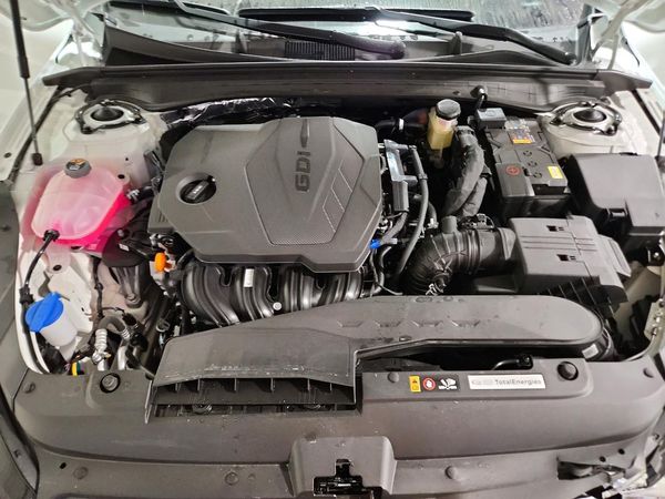 2027 KIA K5 GTL — Engine bay