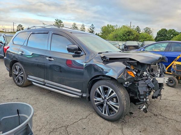 2019 NISSAN PATHFINDER — Passenger 3/4